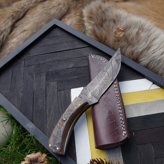 8.5" Grace Damascus Hunting Knife – Leather Sheath & Razor-Sharp Blade